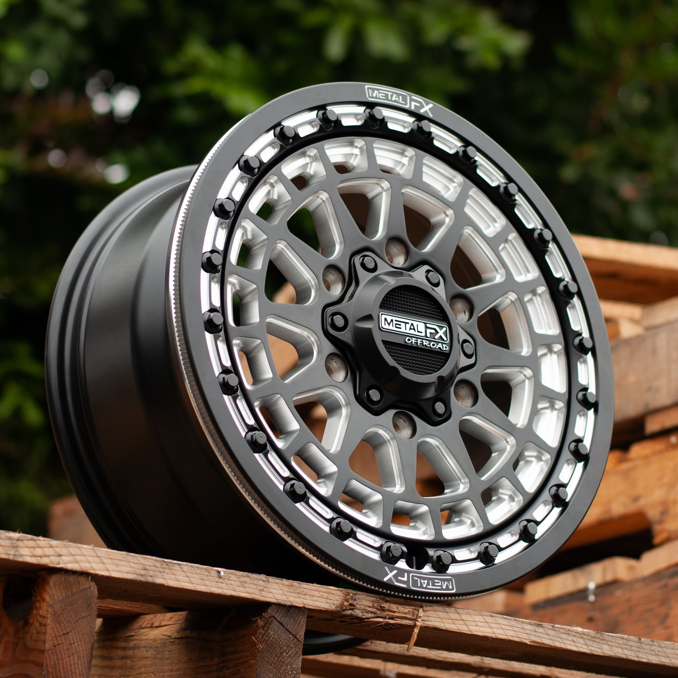 Outlaw 6R Beadlock | Satin Black Contrast Cut - J.I. MOTORSPORTS 626